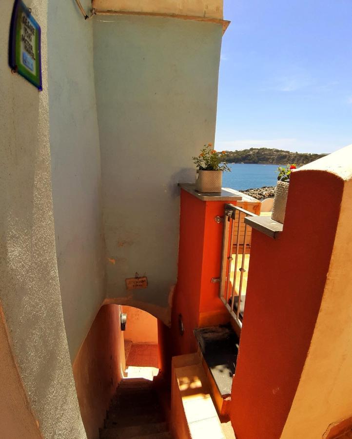 La Casa Azzurra Apartment โปรชิดา ภายนอก รูปภาพ